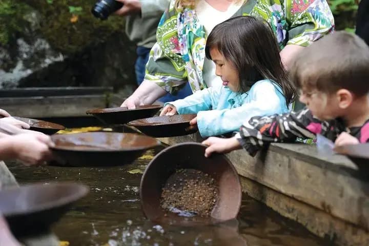 Gold Panning & Salmon Bake